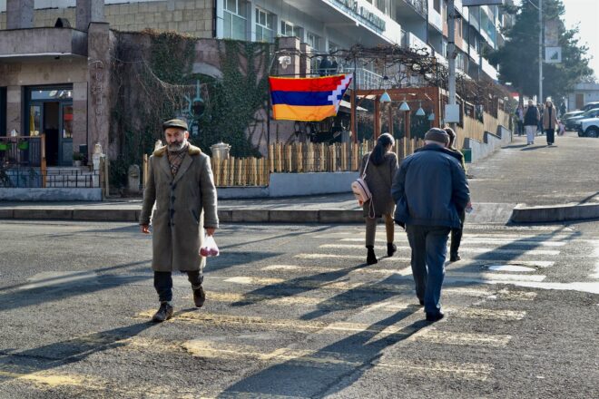 El president de l’Alt Karabakh signa el decret de dissolució de la república independent