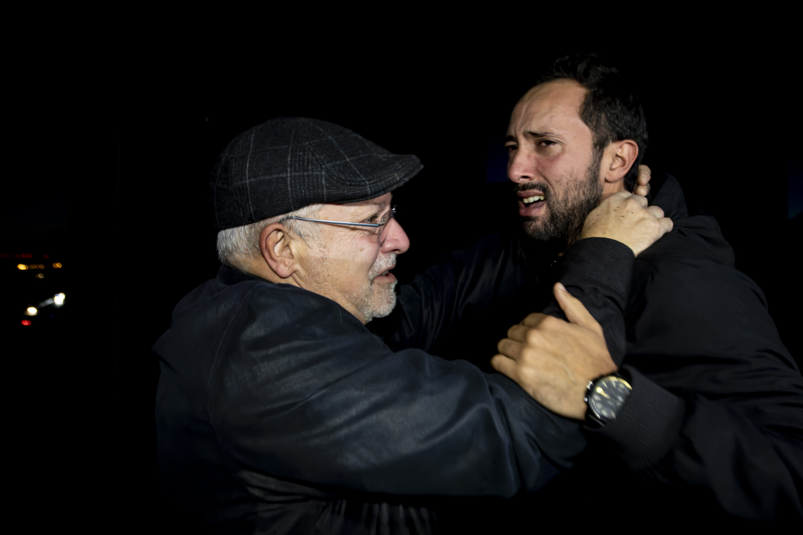 Valtònyc amb Lluís Puig, a la Porta Catalana de Salses (fotografia: Albert Salamé).