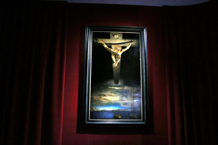 El quadre de 'El Crist de Dalí' (fotografia: ACN / Gemma Tubert).