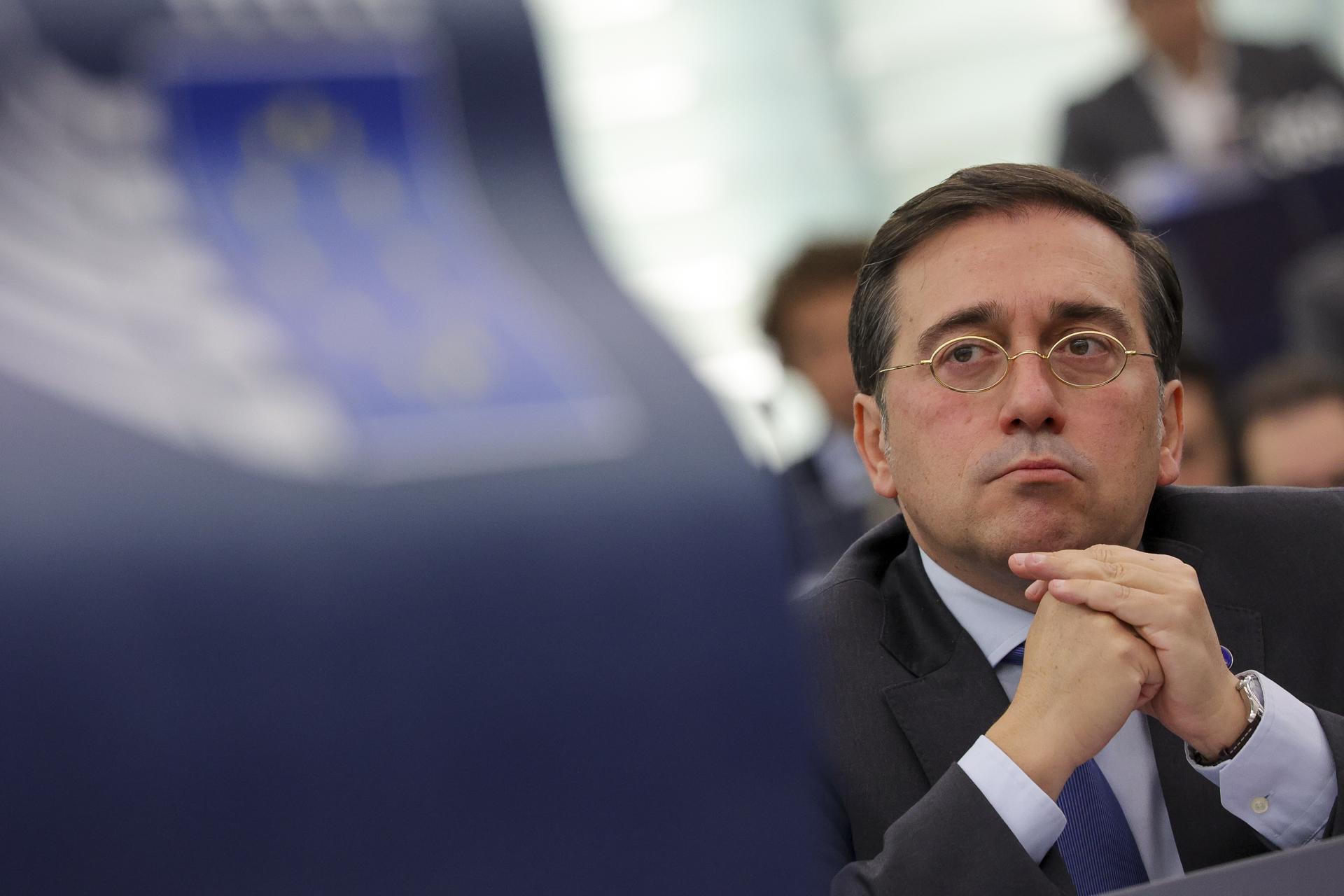 El ministre espanyol José Manuel Albares va vendre com un triomf haver començat el procés d'oficialització, però no hi ha cap data fixada perquè s'aprovi (fotografia: EFE/EPA/Julien Warnand).