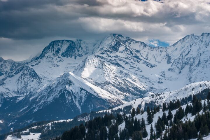 El Mont Blanc, vist des del Mont d'Arbois (fotografia: Wikimedia Commons/Matti Blume)