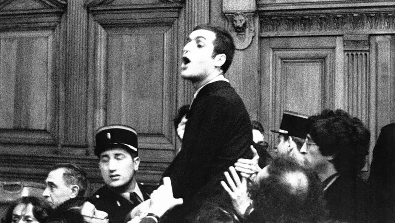 Pierre Goldman quan es va assabentar de la sentència a cadena perpètua (fotografia: Jean Pierre Tartrat / Getty).