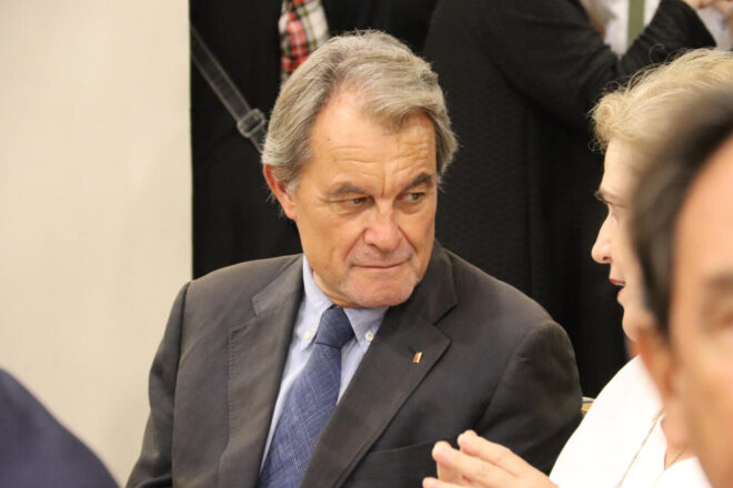 Mas proposa una llista independentista conjunta per derrotar el PSC