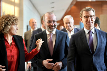 Manfred Weber, dilluns a Barcelona, amb Dolors Montserrat i Núñez Feijóo.