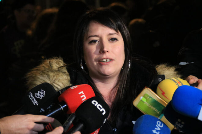 La CUP planteja ampliar el parc públic d’habitatge amb més de 400.000 pisos buits