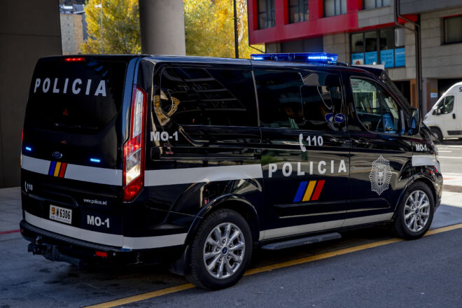 Jutgen dos policies andorrans per detenció il·legal a una dona que els va dir maleducats