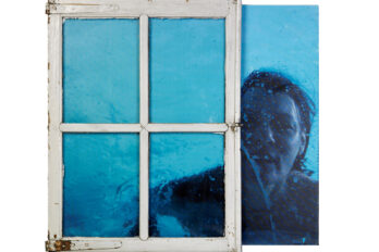 ‘Sobreviuré!’, una de les obres recents de Maïs, tècnica mixta amb fotografia d’Àngels Rigau.