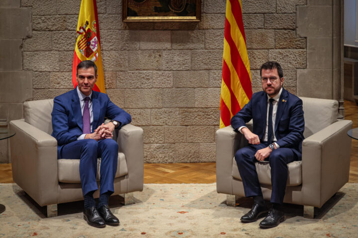 Pedro Sánchez i Pere Aragonès, a la reunió del 21 de desembre passat al Palau de la Generalitat (fotografia: ACN).