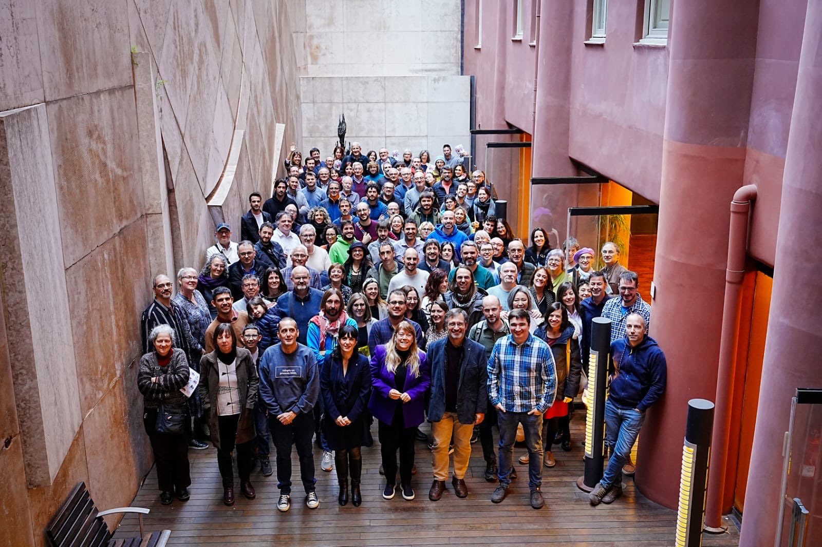 Fotografia de grup de Softcatalà, feta en l'acte dels vint-i-cinc anys.