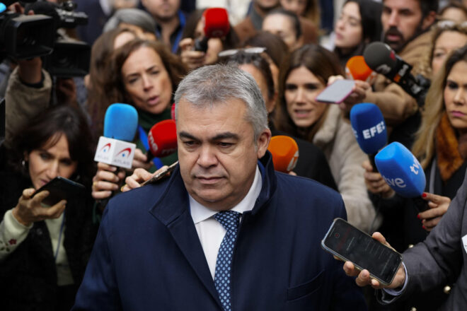 El jutge del Suprem manté Santos Cerdán a la presó al·legant risc de destrucció de proves