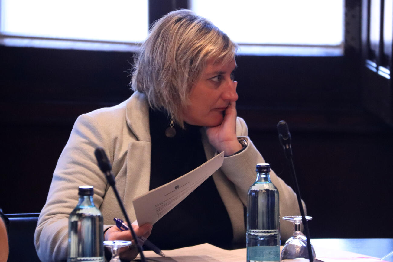 La secretària primera del Parlament, Alba Vergés, a la reunió de la mesa (fotografia: ACN).