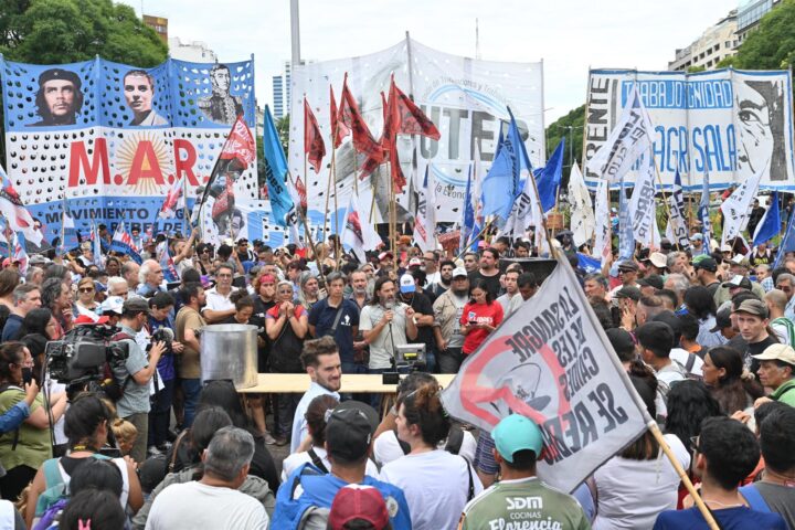 Manifestació a Buenos Aires contra Javier Milei (fotografia: Victoria Gesualdi / telam / dpa).