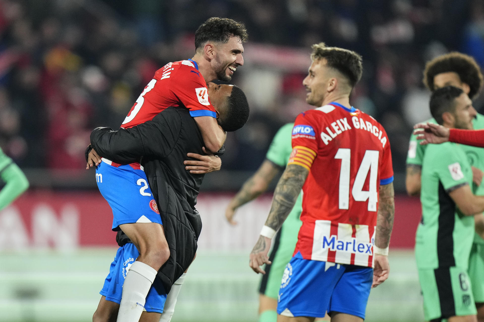 Ivan Martin celebra la victòria anit sobre l'Atlètic de Madrid (Fotografia de Siu Wu.)