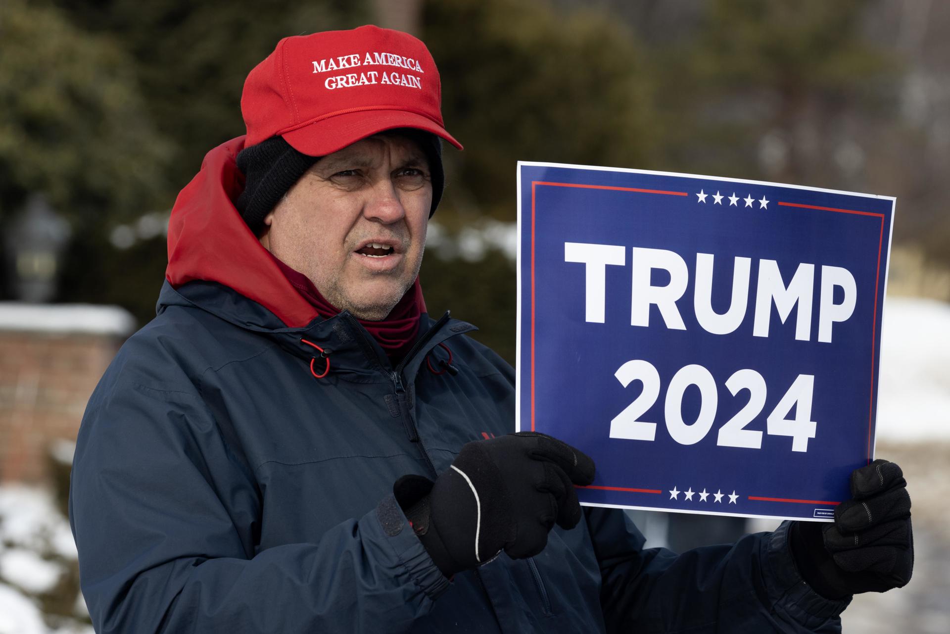 Manifestants pro-palestins interrompen el president dels Estats Units, Joe Biden, en un míting de campanya pels drets de l'avortament a la Universitat George Mason a Manassas, Virgínia (fotografia: Jim Lo Scalzo).