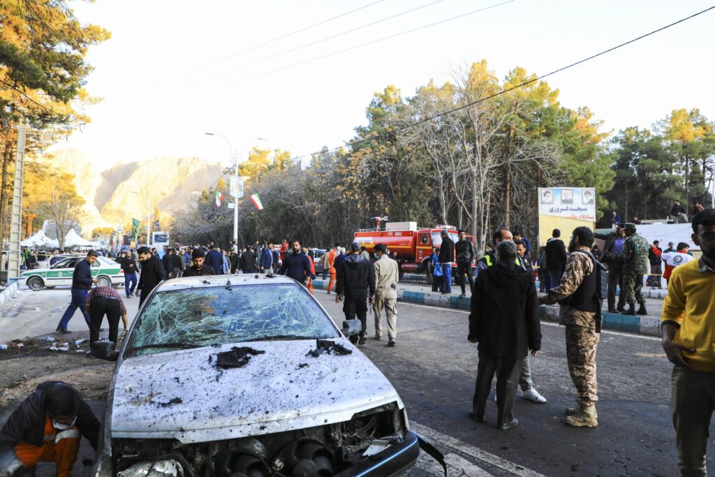 ISIS claims responsibility for the double attack that occurred yesterday in Iran