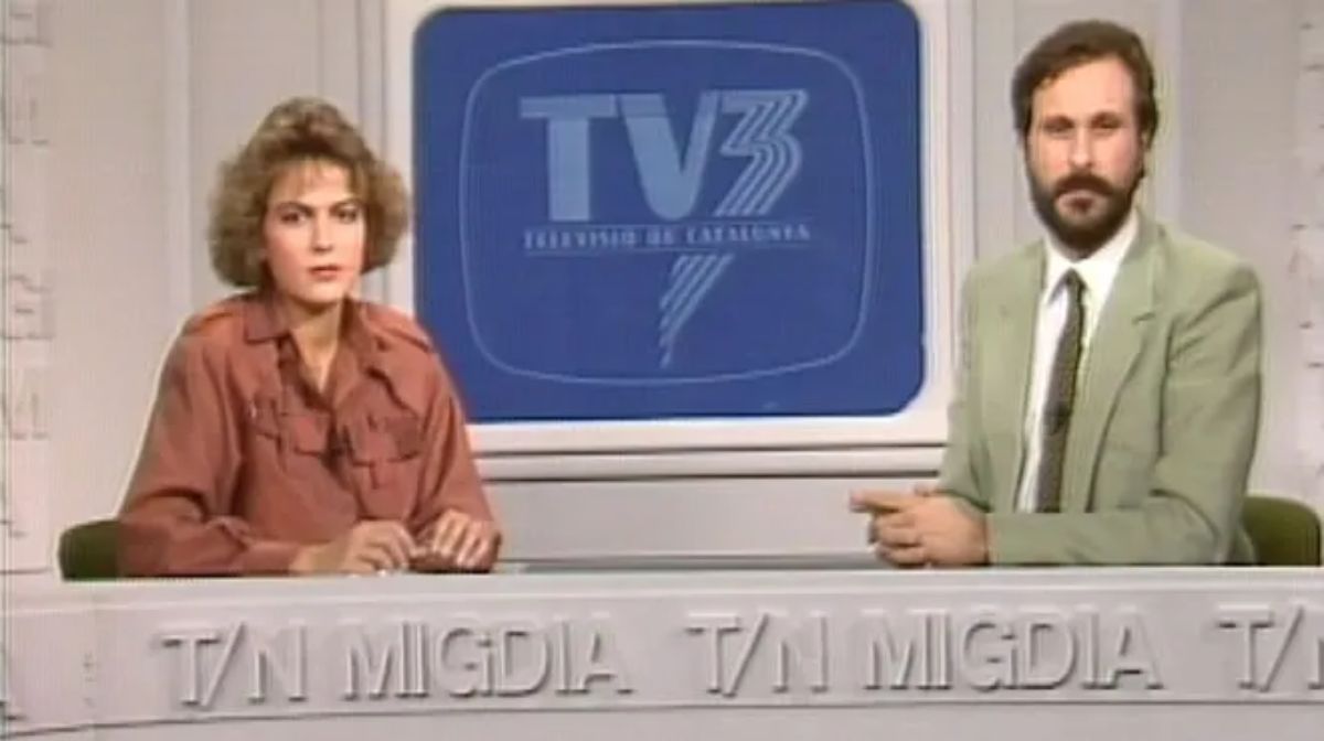 'Telenotícies migdia' de l'any 1984, amb Salvador Alsius i Mònica Huguet.