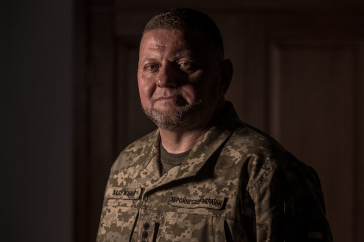 El general Zalujni, comandant en cap de les forces armades d'Ucraïna, el 28 de juny (fotografia: Oksana Parafeniuk / The Washington Post).