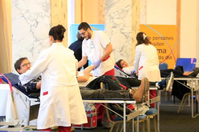 Els Testimonis de Jehovà obren la porta a fer i rebre transfusions parcials de sang