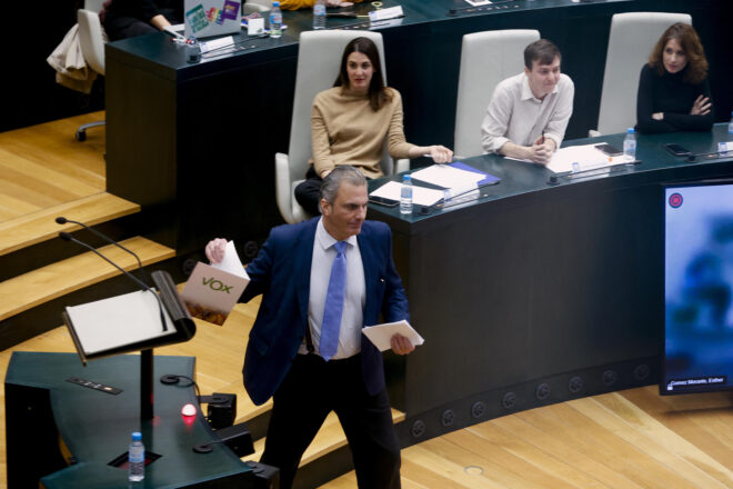 Vox expulsa Ortega Smith per no haver plegat del càrrec de portaveu a Madrid