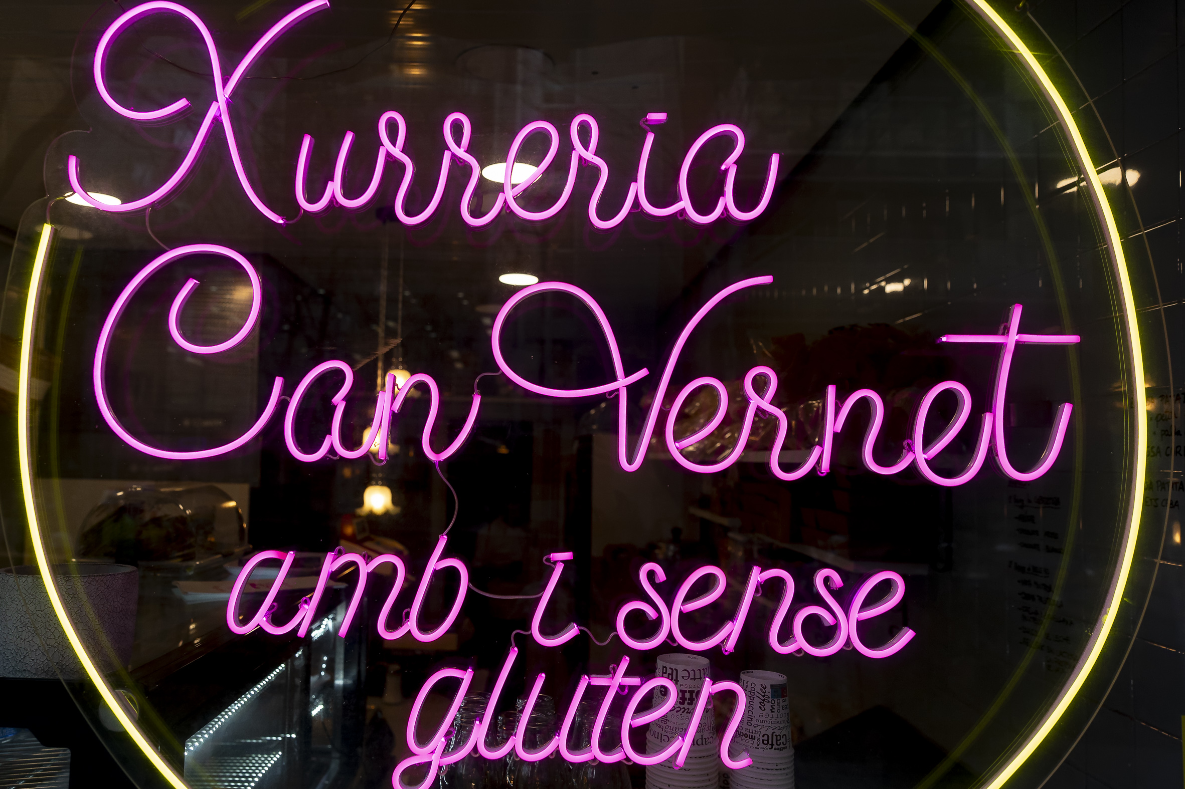 L'aparador ja és tota una declaració d'intencions.