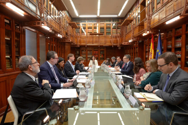 Com la Comissió de Venècia frena Felipe VI, la dreta i els jutges en l’‘a por ellos’ contra l’amnistia
