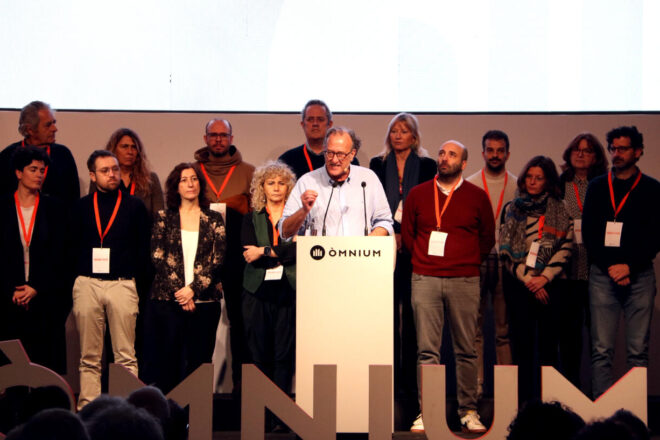 [VÍDEO EN DIRECTE] Declaració institucional d’urgència d’Òmnium de Perpinyà estant