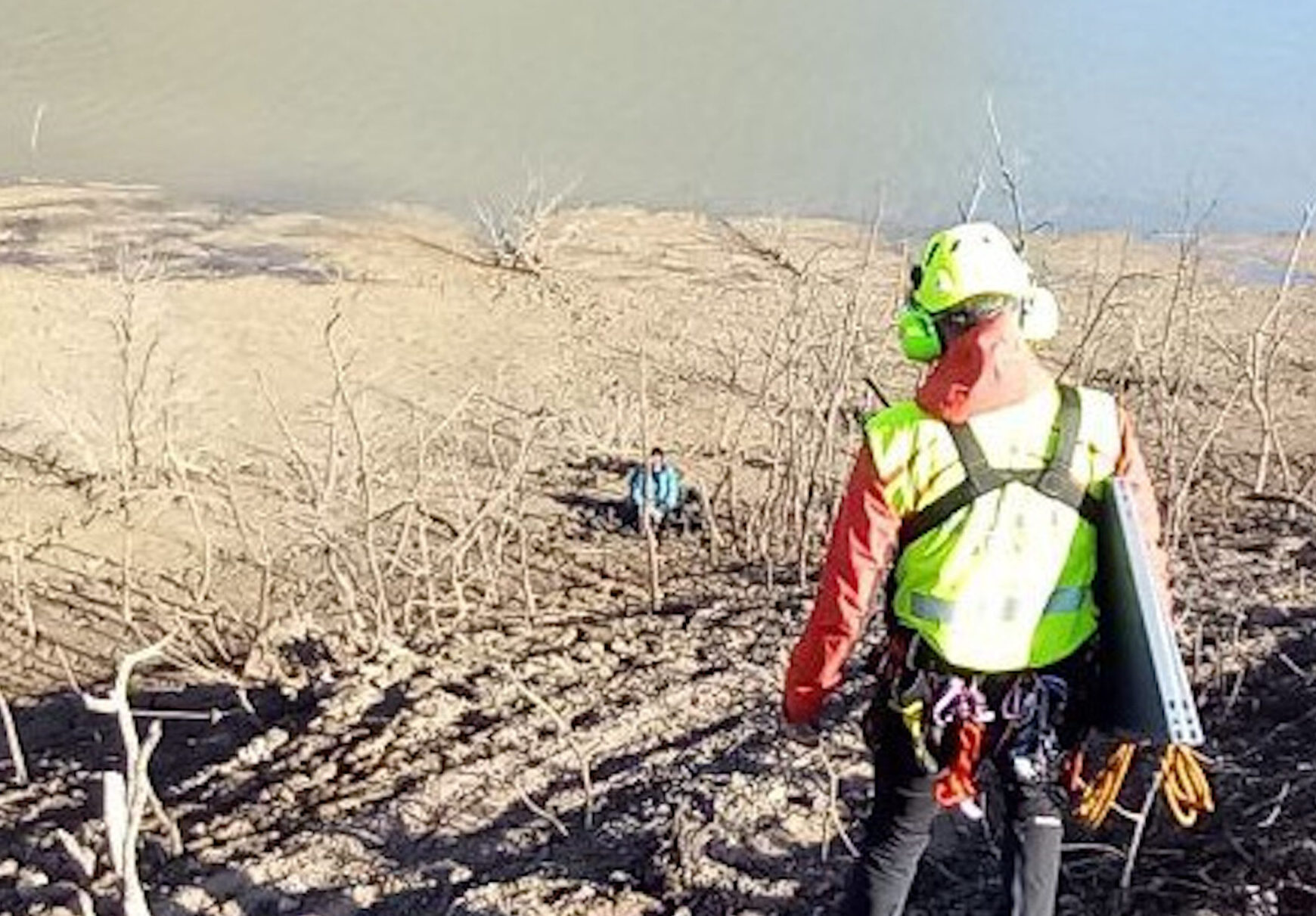 Imatge del moment del rescat (fotografia: Bombers de la Generalitat).