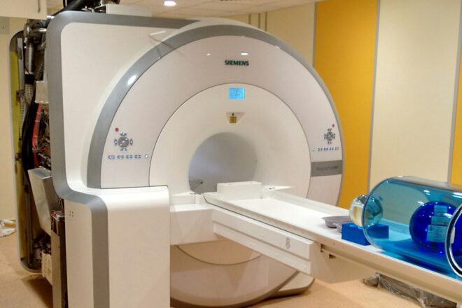 Una nació indígena acusa uns radiòlegs d’estudiar els seus òrgans en secret