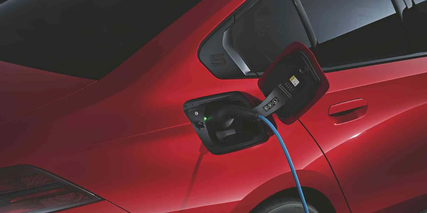 Les bateries d’estat sòlid permeten velocitats de càrrega equivalents a fer benzina.