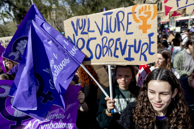 La metàfora de la granota bullida: així actua la violència masclista