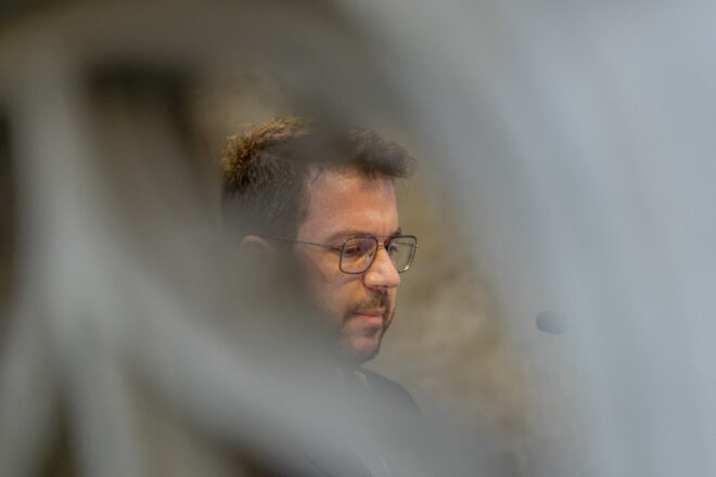 Aragonès buida l’últim càntir mentre a Illa se li fa la boca aigua