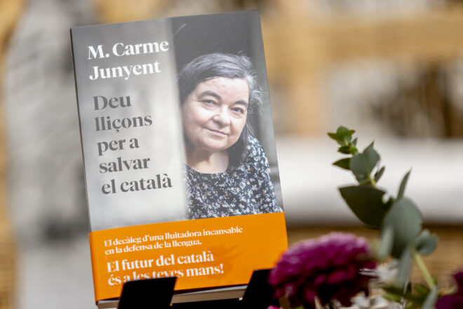 “Encara hi som a temps”: presentació del llibre ‘Deu lliçons per a salvar el català’, de Carme Junyent