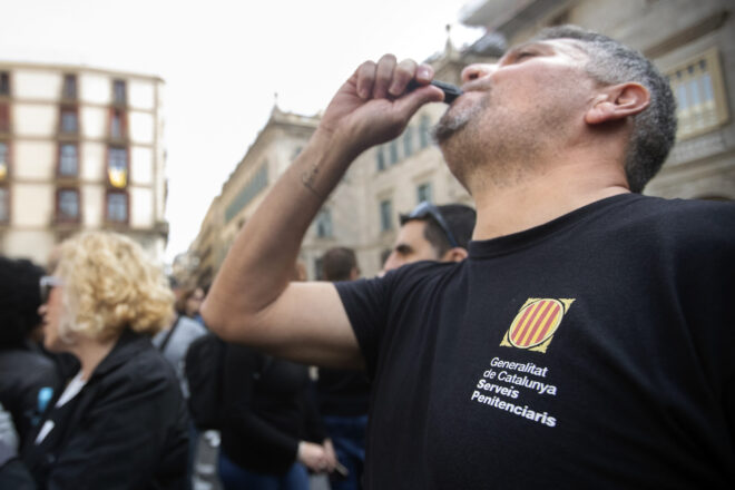 “Algú n’ha d’assumir la responsabilitat”: familiars de la cuinera del Mas d’Enric exigeixen dimissions