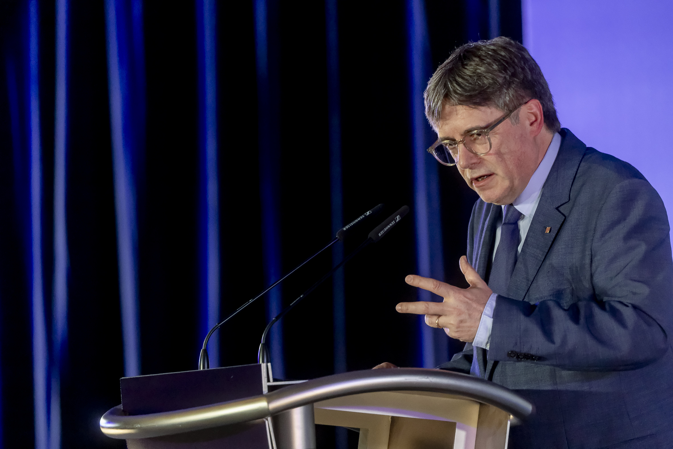 Imatge d'arxiu del president Carles Puigdemont a Elna (fotografia: Albert Salamé).