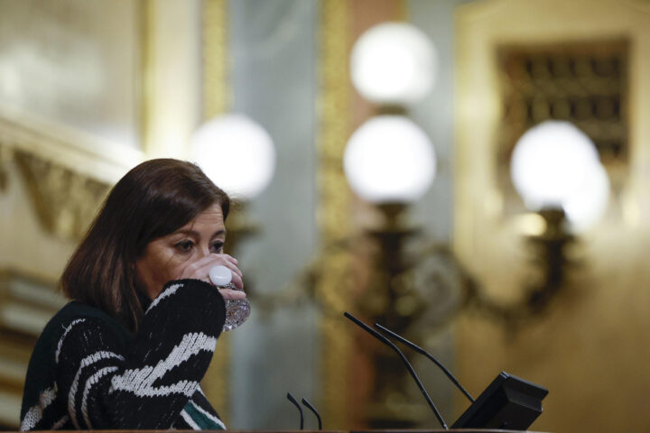 Armengol, durant la sessió del congrés espanyol de dimecres passat (fotografia: Mariscal/EFE).