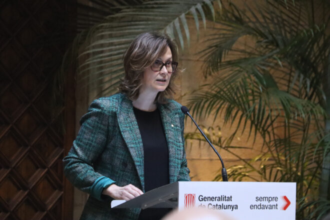 Serret retreu a Junts que hagi obligat el govern a negar vincles amb el Kremlin a Europa