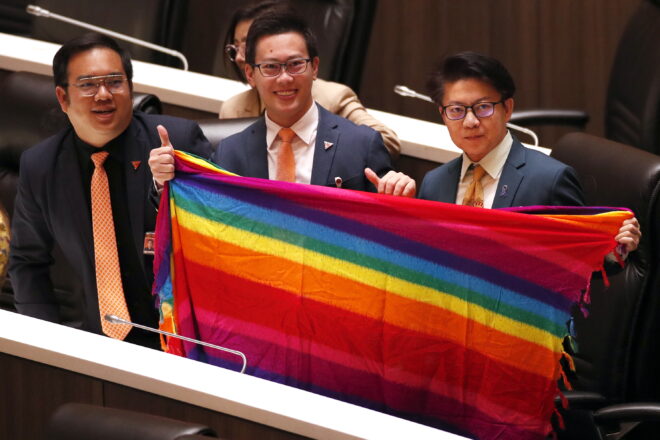 El parlament de Tailàndia aprova el matrimoni igualitari