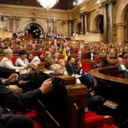 Les opcions perquè els independentistes controlin la mesa del parlament