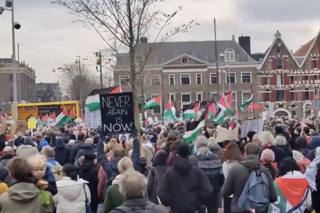 Forta tensió a Amsterdam per la visita del president d’Israel, que hi ha inaugurat el Museu de l’Holocaust