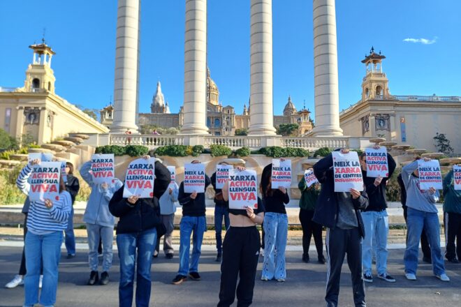 El SEPC i Alerta Solidària presenten la Xarxa de Centres Insubmisos en defensa del català