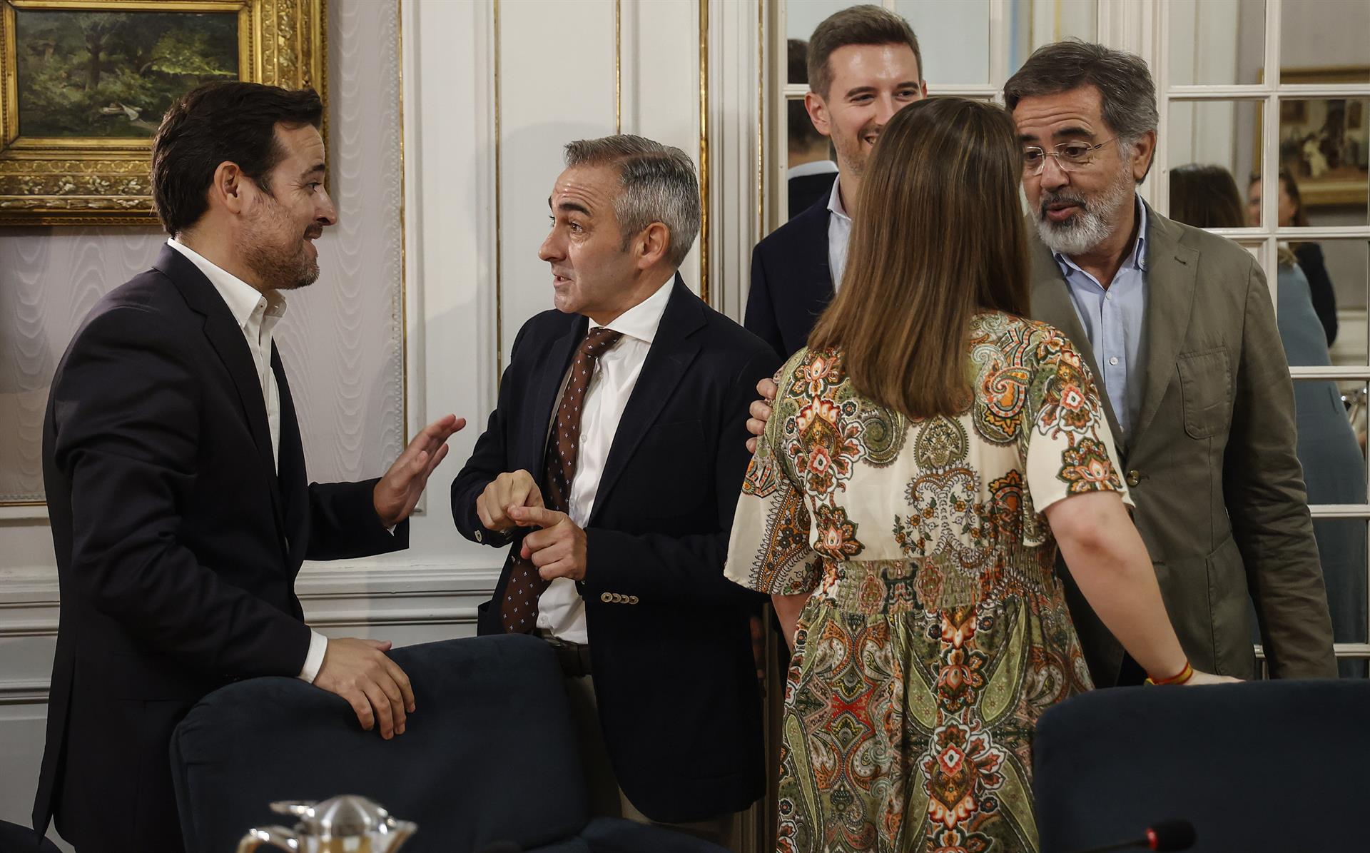Imatge d'arxiu d'una junta de síndics a Les Corts (fotografia: Europa Press / Rober Solsona).