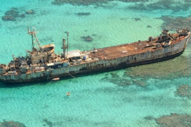 Un vaixell oxidat i atrotinat amenaça de desencadenar la pròxima gran guerra a l’Àsia