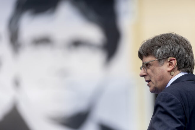 Quant de temps hauria de passar Puigdemont a la presó?