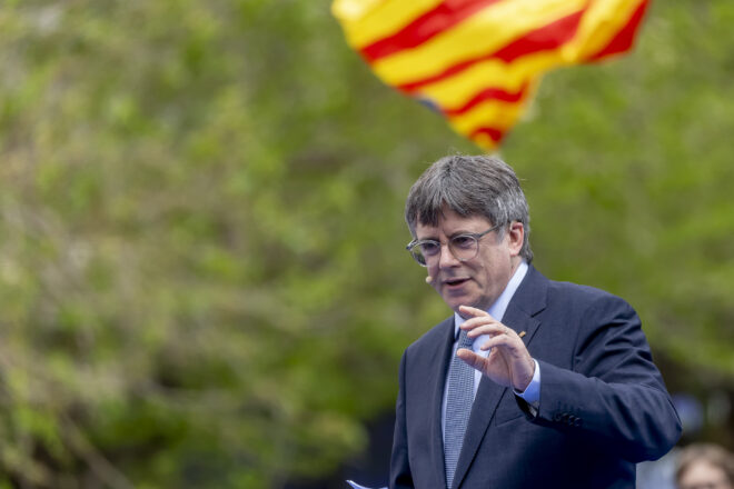 Puigdemont anuncia que deixarà la política activa si no pot ser investit