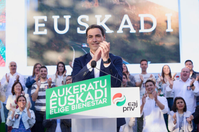 El PNB i els socialistes bascs acorden de repetir per tercera vegada el govern de coalició