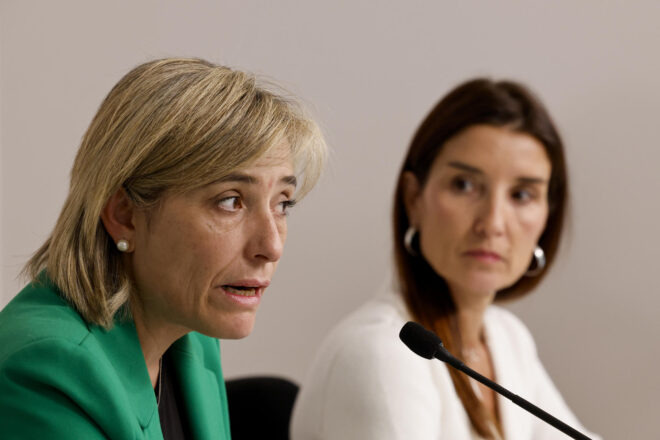 El Consell insisteix a culpar el Botànic de mala gestió tant dels boscos com dels bombers forestals