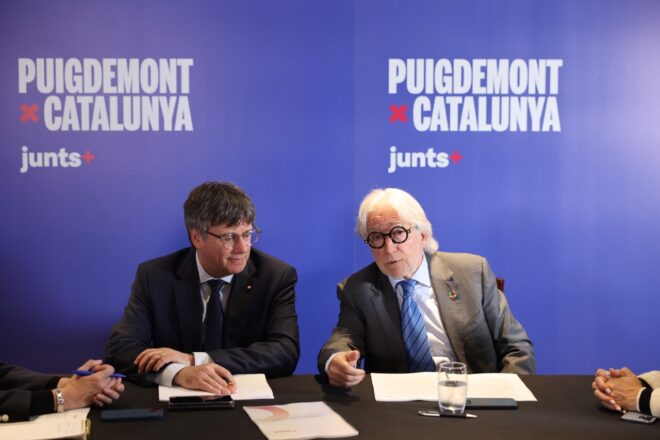 La direcció de Foment del Treball es reuneix a Perpinyà amb Puigdemont