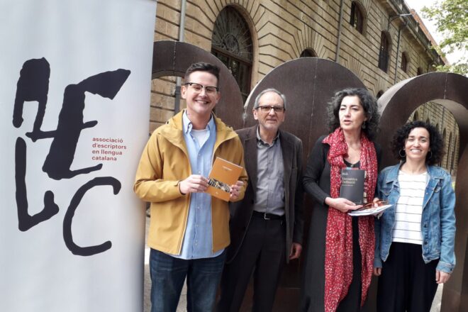 La poeta Àngels Gregori i la traductora Odile Arqué guanyen els Premis Cavall Verd 2024