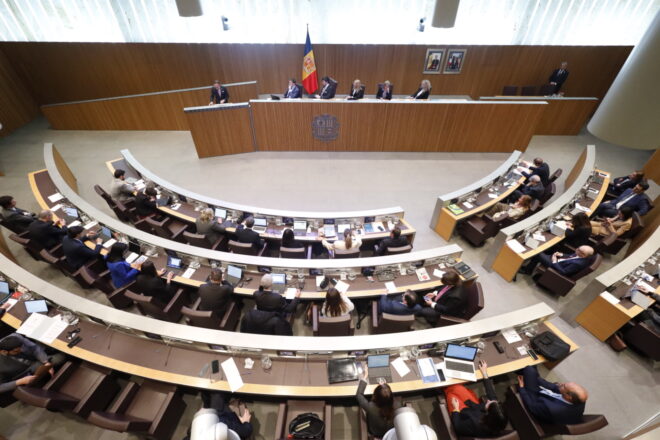 Andorra aprova una llei del català històrica, que exigeix de saber la llengua i preveu sancions