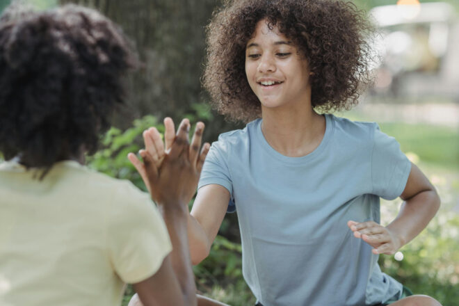 Quins jocs de picar de mans hi ha en català?